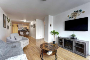 Charming unit with Balcony